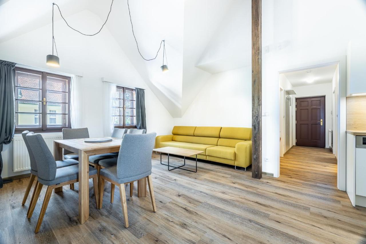 Český Krumlov Residence Wurmfeld - Rodinny Apartman S 3 Loznicemi מראה חיצוני תמונה